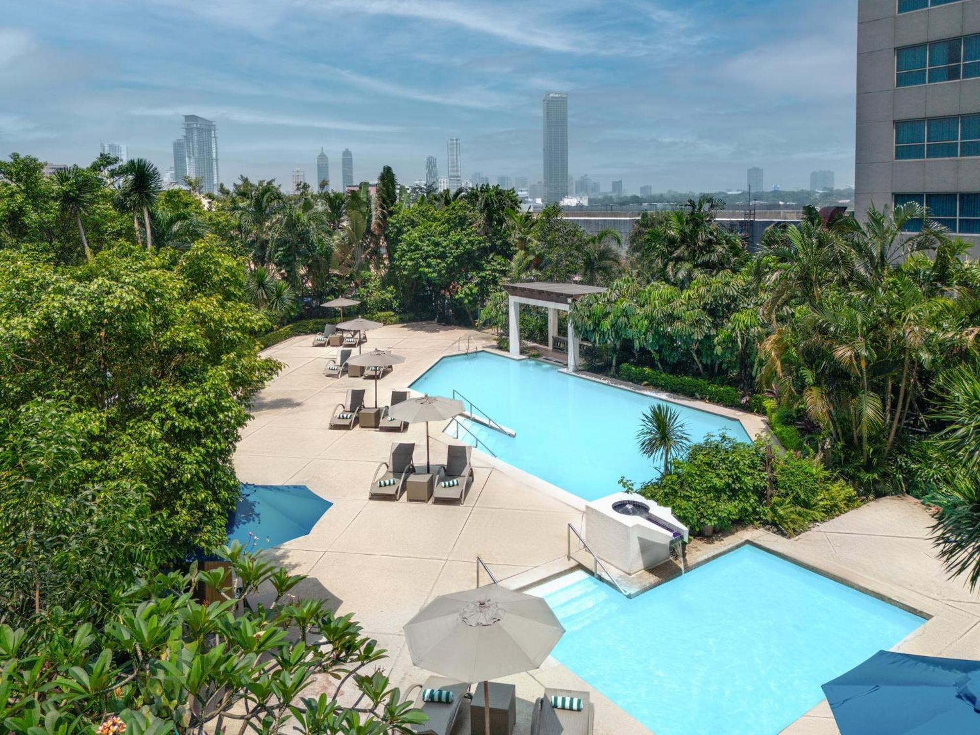 คราวน์ พลาซา มะนิลา แกลเลอเรีย Hotel Pasig City ภายนอก รูปภาพ