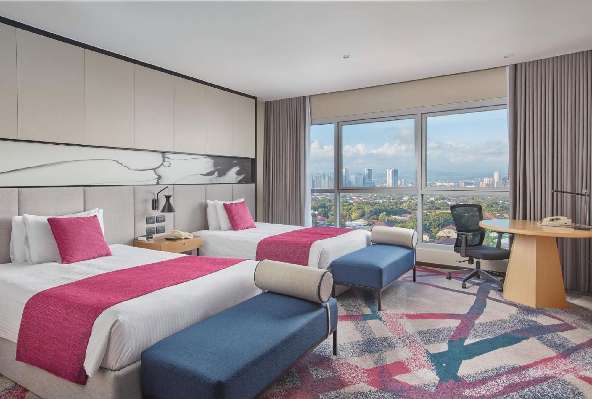 คราวน์ พลาซา มะนิลา แกลเลอเรีย Hotel Pasig City ภายนอก รูปภาพ